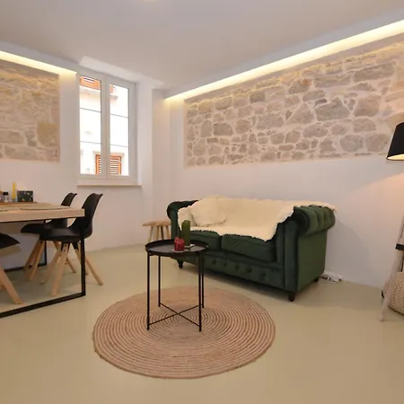 Apartman Vod22 *